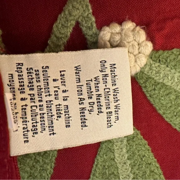 Pottery Barn Mistletoe Christmas Table Runner - Picture 3 of 4